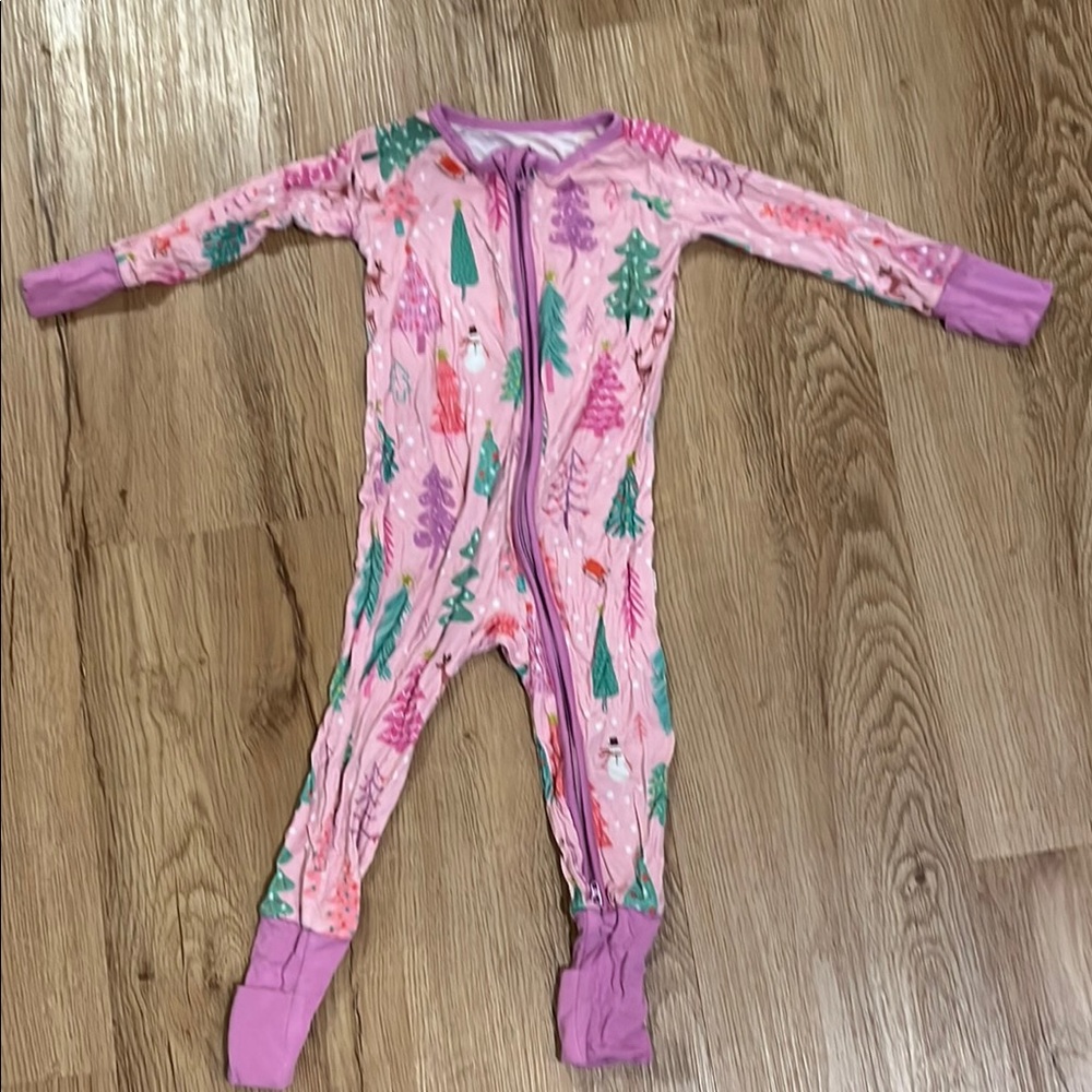Little sleepies baby girl size 6-12 pajama